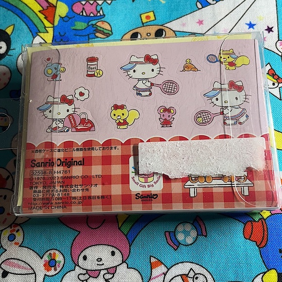 Hello Kitty Mini Card Pack - Picture 3 of 6
